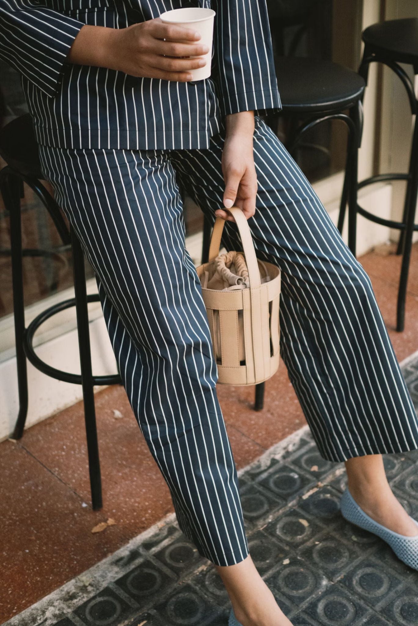 PANTALÓN DE SARGA A RAYAS