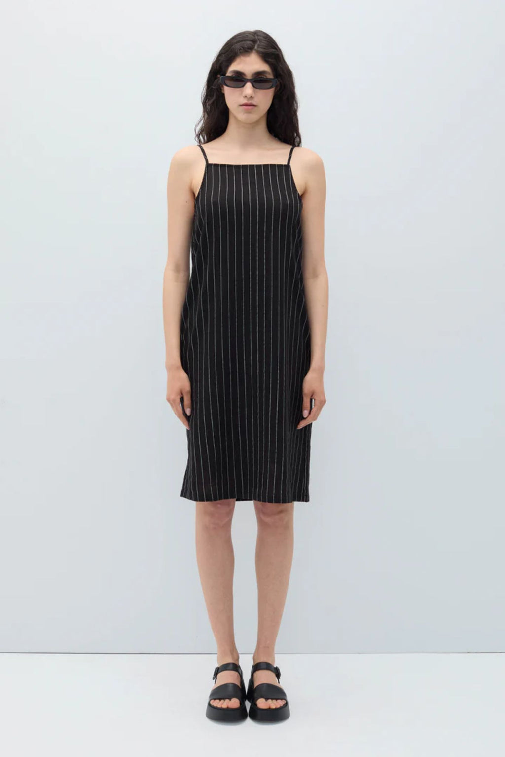 Vestido Trena - Negro