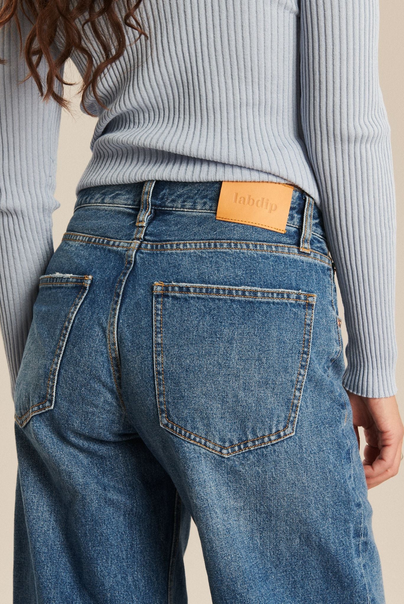 RIVER DENIM MID BLUE IN 32