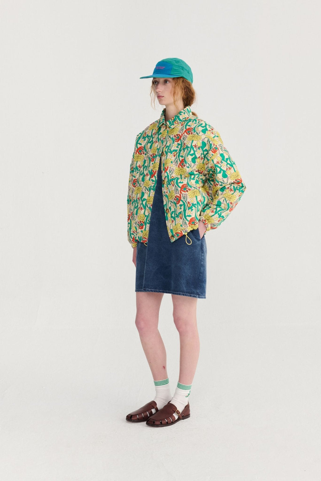 Chaqueta acolchada con patrón Herbolario a Color